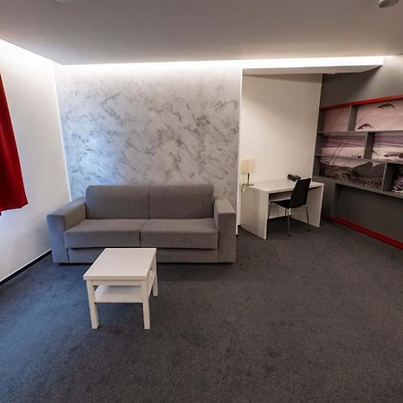 Hotel Villa Eden Jihlava Esterno foto