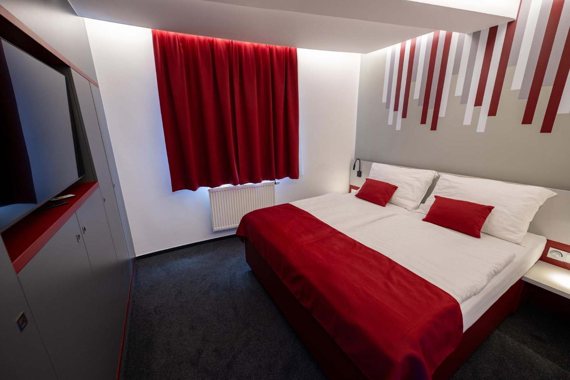 Hotel Villa Eden Jihlava Esterno foto